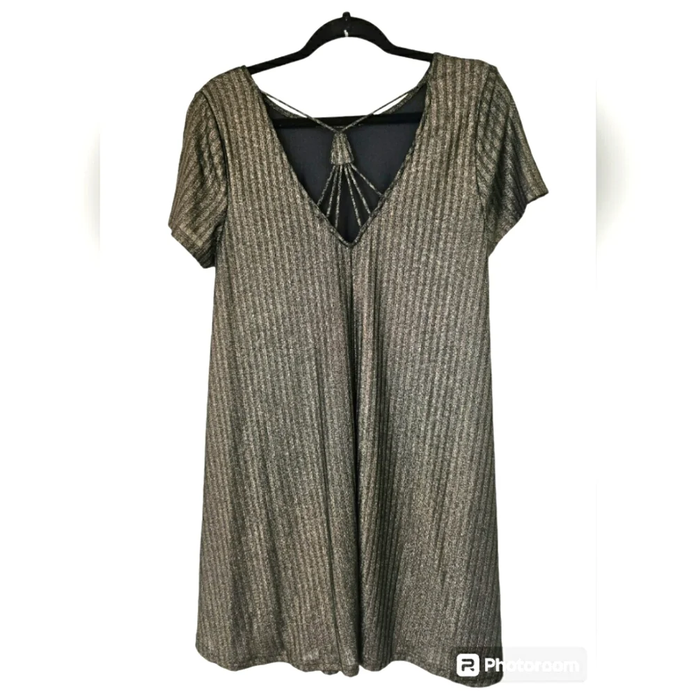 She + Sky Bronze Metallic Gold Brown Ribbed Swing Strappy Back Dress Size Large - Picture 3 of 11